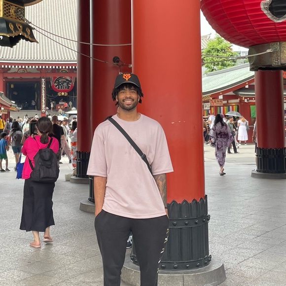 Profile Picture of Everett Patterson (@ecpatt20) on Poshmark