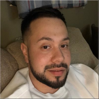 Profile Picture of Steve Ojeda (@steveojeda8) on Twitter