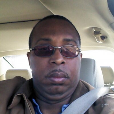 Profile Picture of Phillip Shell (@PhillipShell) on Twitter