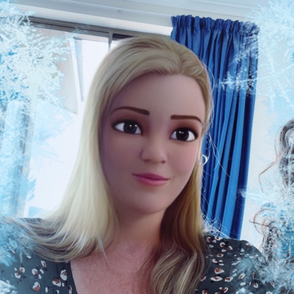 Profile Picture of Tracey Evans (@tracey_evans75) on Poshmark