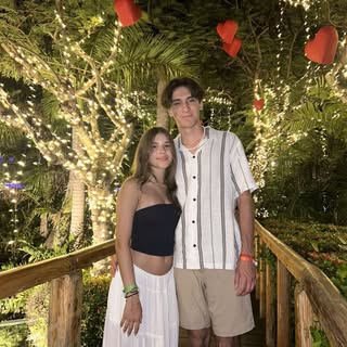 Profile Picture of ᗩɾ౹ 🤗 (@arielle_royer) on Instagram