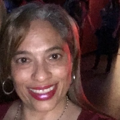 Profile Picture of Stacie Mitchell (@mitchell_stacie) on Twitter