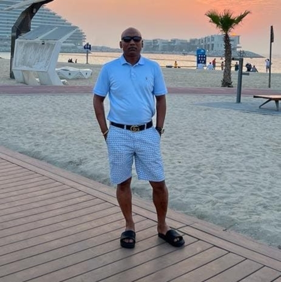 Profile Picture of Uddin Nizam (@uddinnizam) on Poshmark