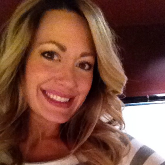 Brittney Blackham - Poshmark Profile Picture of Brittney Blackham (@brittblackham) on Poshmark