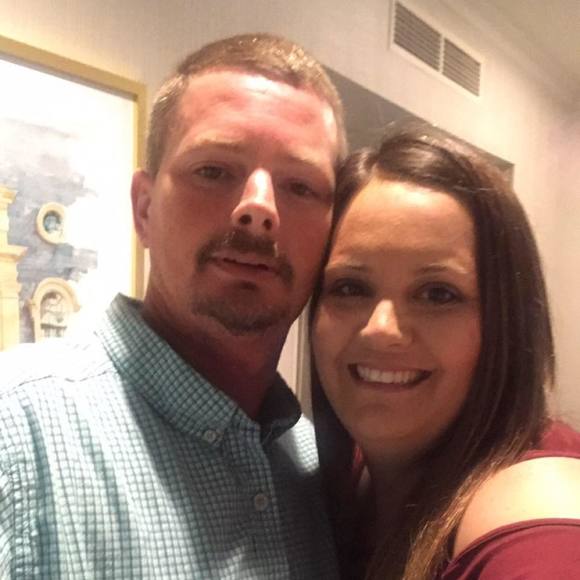 Profile Picture of Stefanie Sutton (@ssutton_gts) on Poshmark