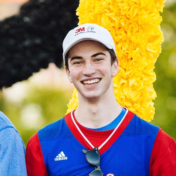 Profile Picture of Sam Klein (@samdunk97) on Poshmark