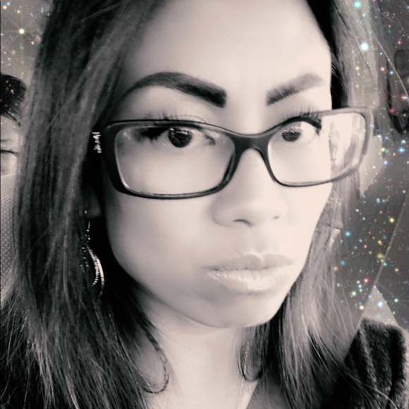 Profile Picture of Christle Lempao (@asian76) on Poshmark