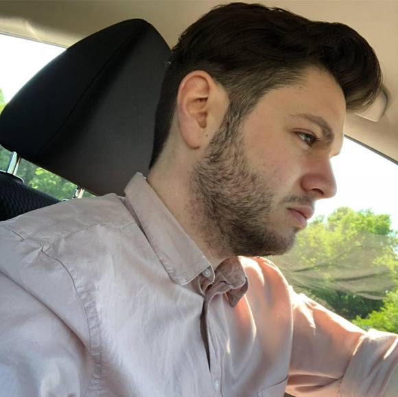 Profile Picture of Mike Delayo (@delayom) on Poshmark