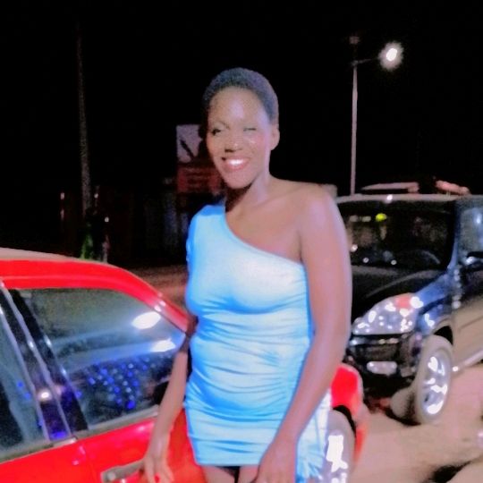 Profile Picture of Alice Becker (@user2428416651596) on Tiktok