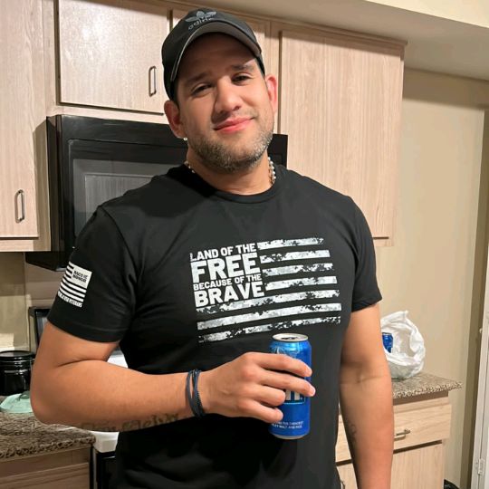 Profile Picture of Michael Leiva (@michaelrleivab) on Tiktok