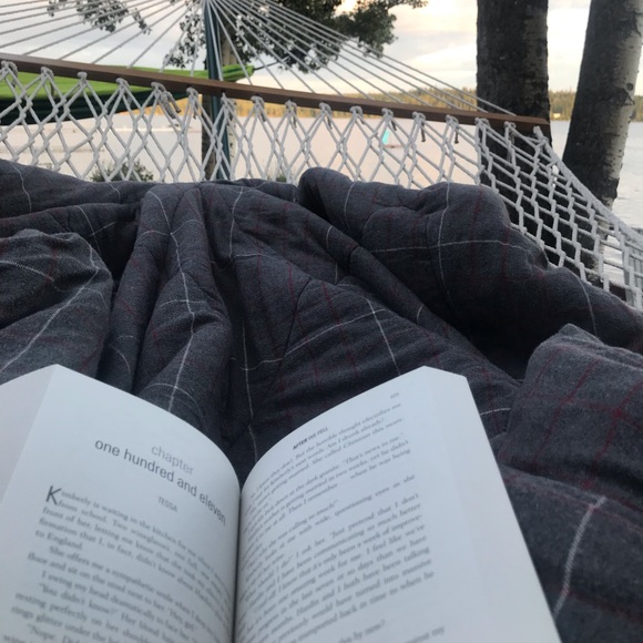 Profile Picture of Darian Wishnowski (@dwish04) on Poshmark