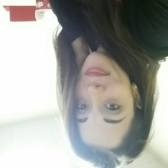 Profile Picture of Jill Zybala (@jzybala) on Poshmark