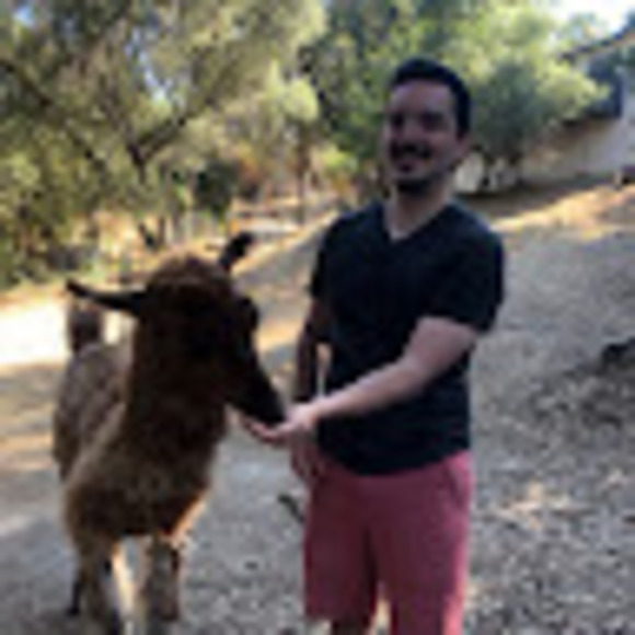 Profile Picture of Anthony Vecchiotti (@anthvecc) on Poshmark