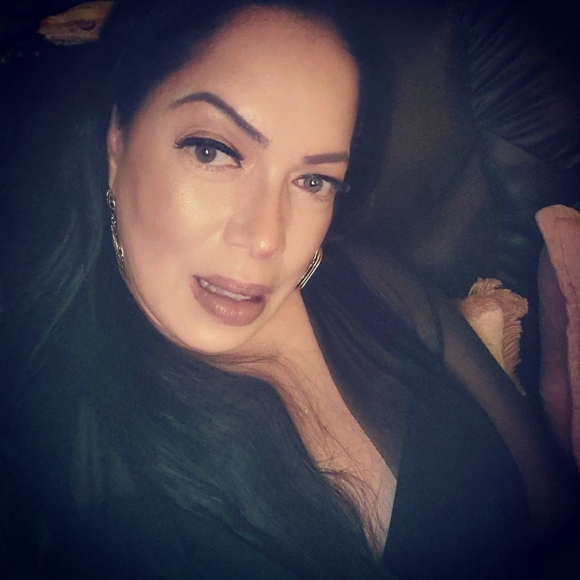 Profile Picture of Yudy Diaz (@yudy01) on Poshmark