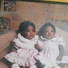 Profile Picture of jeannsimon (@jeannsimon) on Tiktok