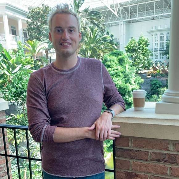 Profile Picture of Aaron Cain (@aaroncain) on Poshmark