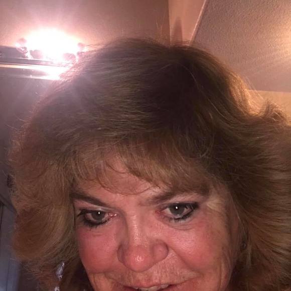 Profile Picture of Lisa Beltran-arevalo (@lbeltran66) on Poshmark