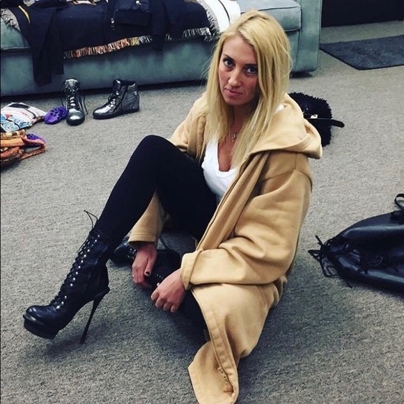Profile Picture of Megan Hofferth (@megan7481) on Poshmark