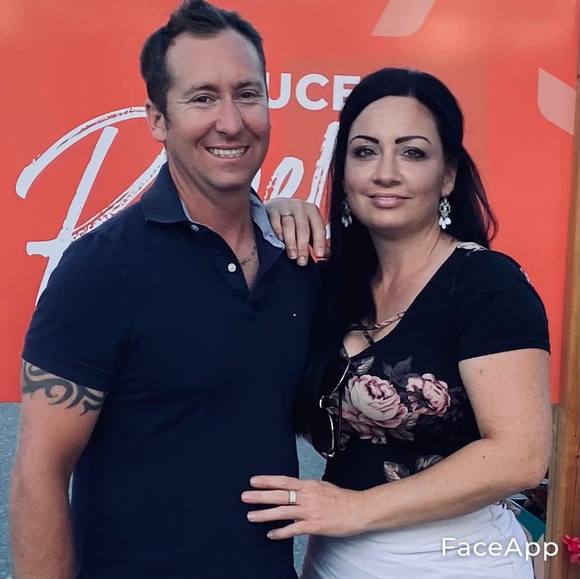 Profile Picture of Valérie rivard Sébastien bertrand (@valrivard32) on Poshmark
