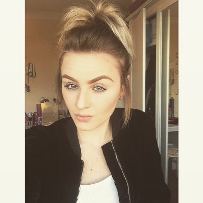 Profile Picture of Holly Dutton (@HollyDutton2) on Twitter