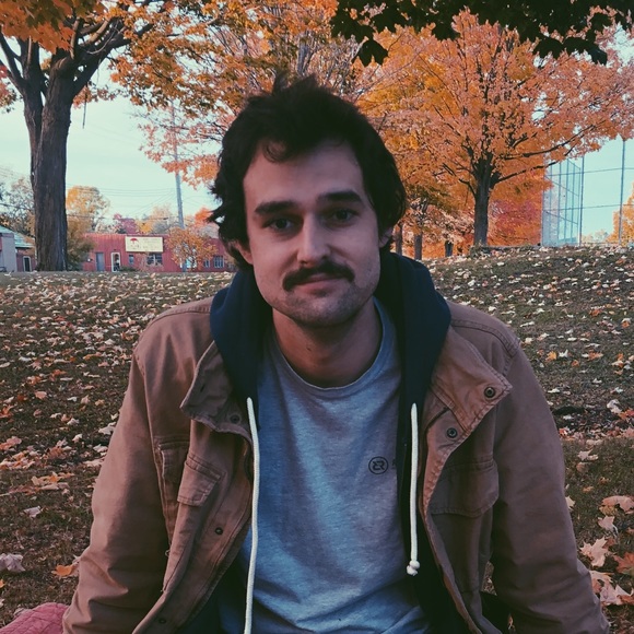Profile Picture of Joey Frankovich (@joeyfrankovich) on Poshmark