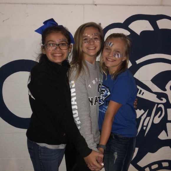 Profile Picture of Jaylin Calkins (@unicorn456) on Poshmark