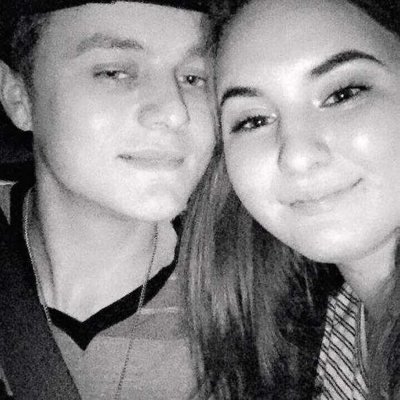 Profile Picture of Zackary Lorton (@zacklor112514) on Poshmark