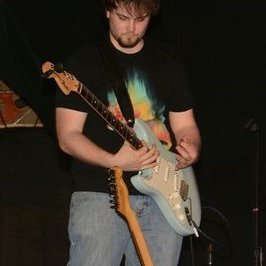 Profile Picture of Dan Molony (@dan_molony) on Twitter