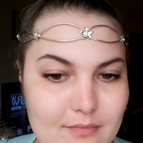 Profile Picture of Lindsay Jarvis (@lmkbs18) on Poshmark