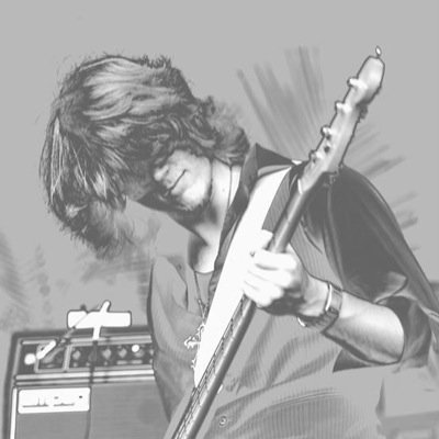 Profile Picture of Nick Hern (@NickHern) on Twitter