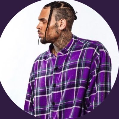 Profile Picture of Chris Brown  💬 (@toms_brown) on Twitter
