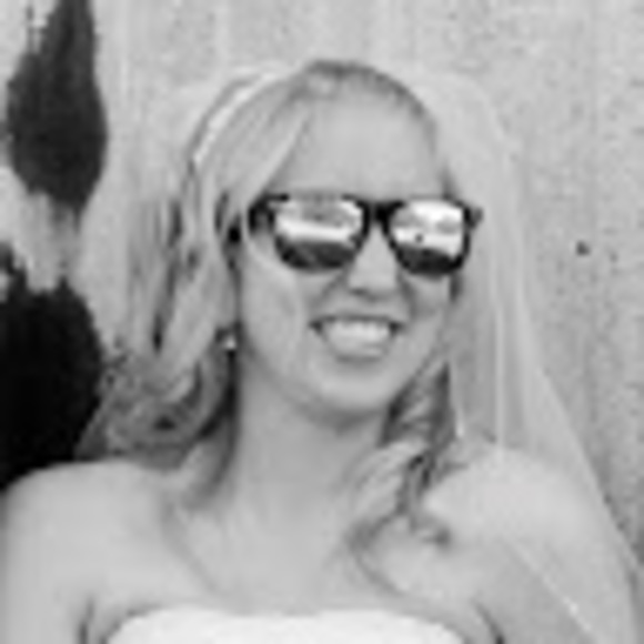 Profile Picture of Katelyn Cantrell (@katelyn08alisha) on Poshmark