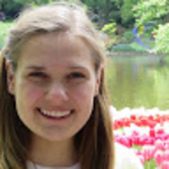 Profile Picture of Angelle Henkelmann (@angelleh7820) on Poshmark