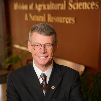 Profile Picture of Thomas G. Coon (@okstate_agVP) on Twitter