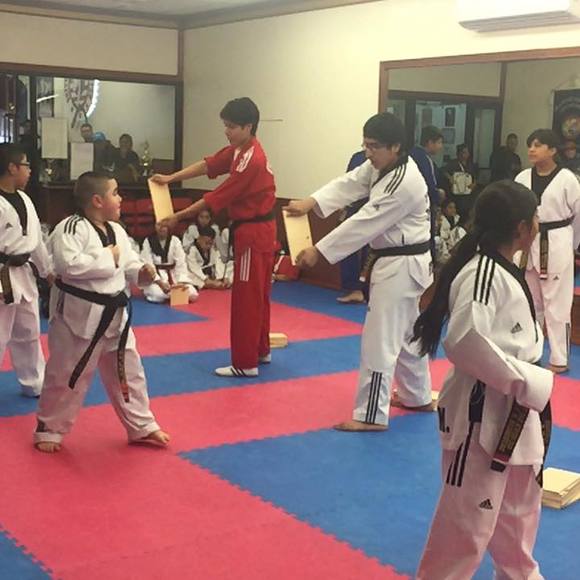 Profile Picture of David Armani (@viziodmr) on Poshmark