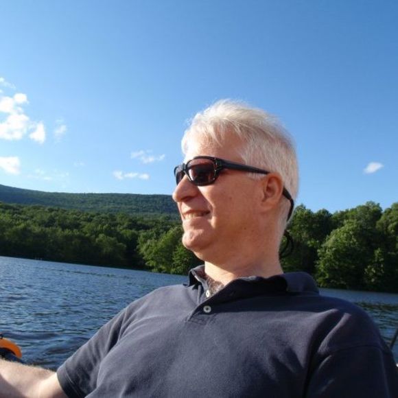 Profile Picture of Andrew Hague (@andrewhague) on Poshmark