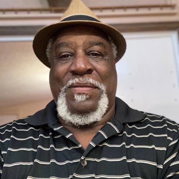 Profile Picture of Jimmie Ashford (@jimmieashford) on Poshmark