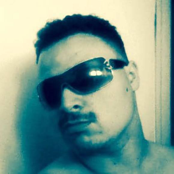 Profile Picture of Steven Diller (@diller_steven) on Poshmark