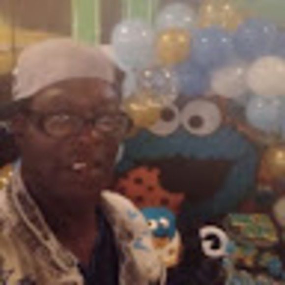 Profile Picture of Michael Randle (@michaelj781) on Poshmark