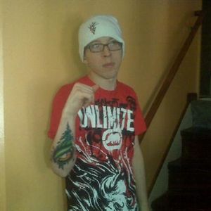 Profile Picture of Dillon Barrett (@dillhimself) on Myspace