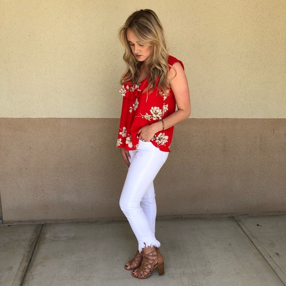 Taylor Brenneman - Poshmark Profile Picture of Taylor Brenneman (@taybren23) on Poshmark