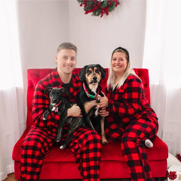 Profile Picture of Micaela Adamson (@madamson95) on Poshmark