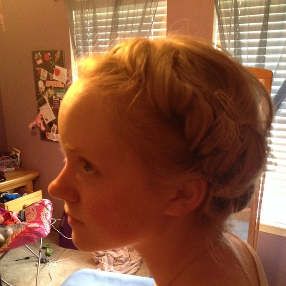 Profile Picture of Jenny Walpole (@antiblabla) on Poshmark