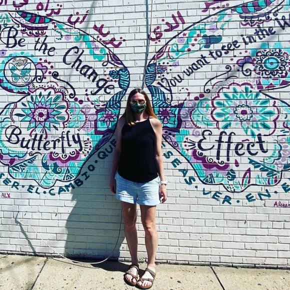 Profile Picture of Alison Stoecklin (@astoecklin) on Poshmark