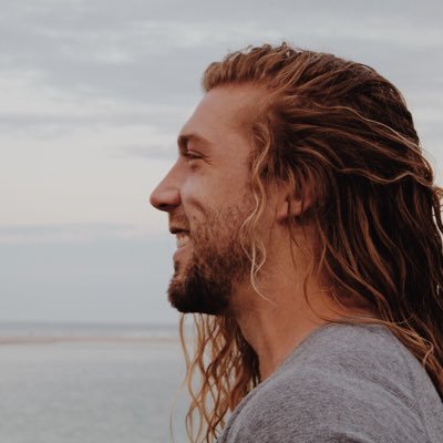 Profile Picture of Dakota Michael (@dakotes_michael) on Twitter