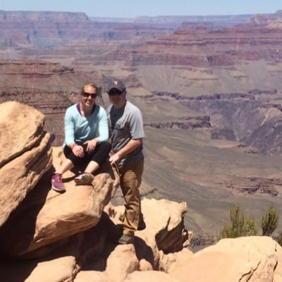 Profile Picture of Ian Moyer (@skiin_IAN) on Twitter