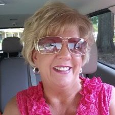 Profile Picture of Kim Anders (@KimAnders60) on Twitter