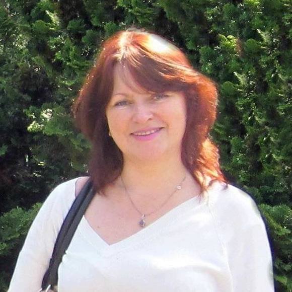 Profile Picture of Larisa Kuznetsova (@kuznetsova_lv) on Poshmark