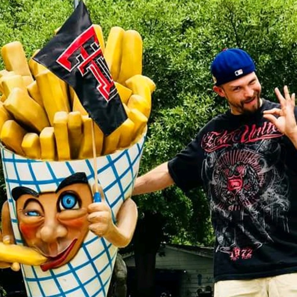 Profile Picture of Mark Nilan (@mnilan626) on Poshmark