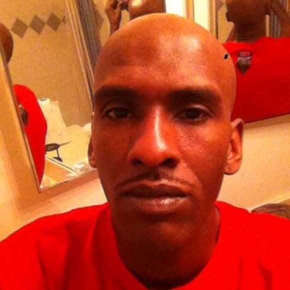 Profile Picture of Kevin Pettway (@kpettway091) on Poshmark